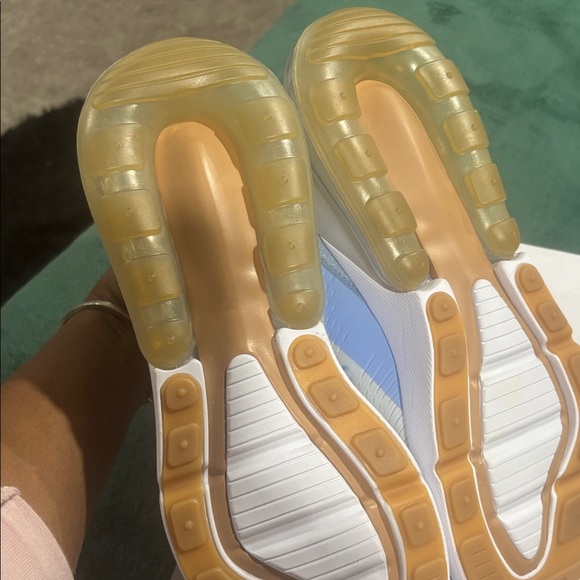 Nike Air Max 270 White and Light Blue Sneakers - Picture 4 of 4